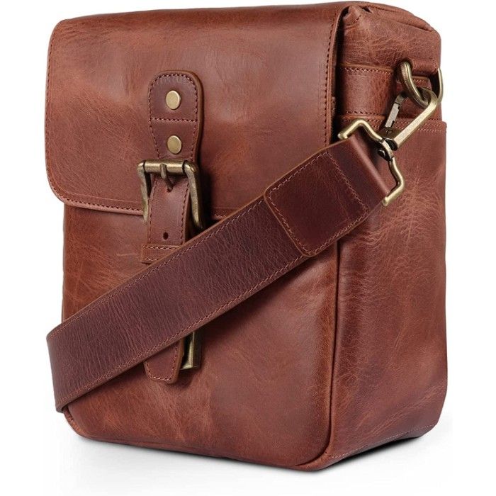 The Best Vintage Camera Bag That Will Make You Look Like a Professional